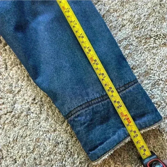 Vintage 90’s Sherpa lined denim jacket coat medium snap closure trucker barn - Picture 6 of 9